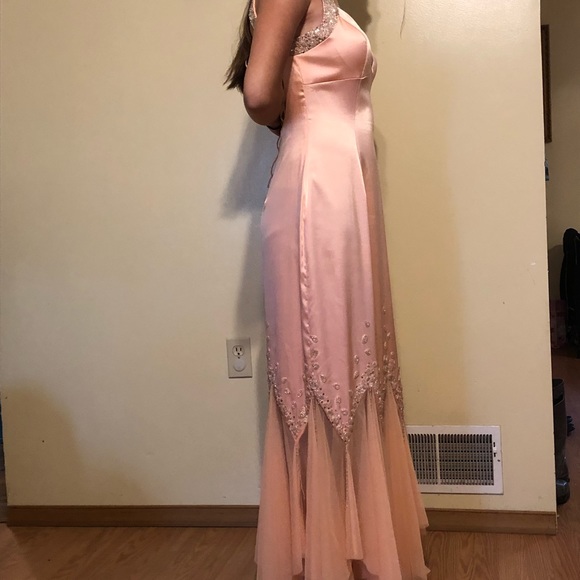 Peachy 🍑 - Picture 8 of 8